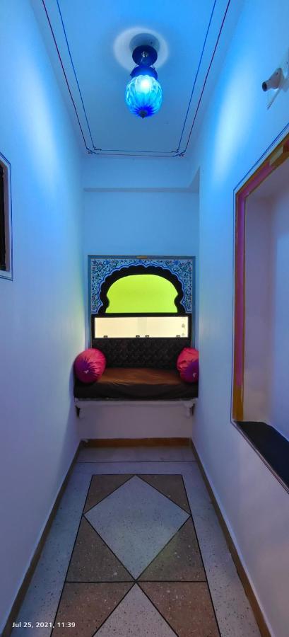 The Rustic Monk Hostel Udaipur Exterior photo