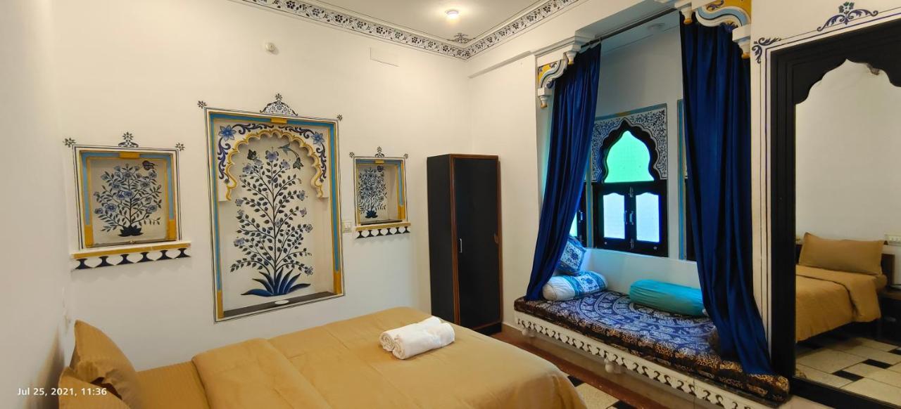 The Rustic Monk Hostel Udaipur Exterior photo